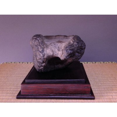 Photo3: Suiseki / Ishikarigawa (Kamuikotan) : Kotan-seki (with one pedestal) / Two horse's hooves