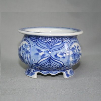 Photo2: Kutani Ware Round Pot “Eisho” Sometsuke Sho-Chiku-Bai pattern / D105mm