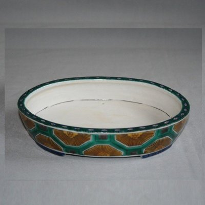 Photo2: Kutani Ware Oval Pot “Eisho” Kikko pattern / W180mm